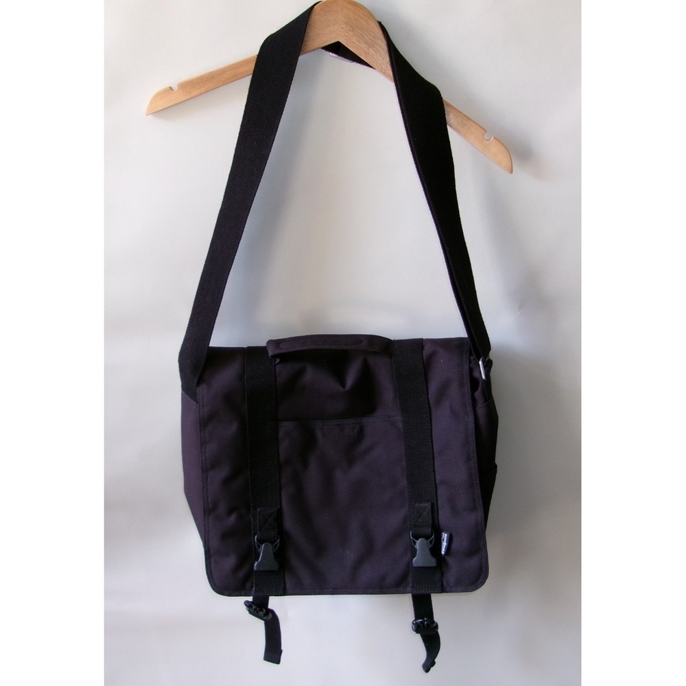 Patagonia Daily Grind Messenger Laptop Bag Black 12x14 – Adjustable Strap – Used